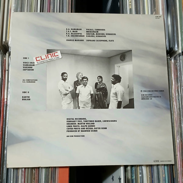 LP - CHARLIE MARIANO & THE KARNATAKA COLLEGE OF PERCUSSION FEATURING R.A. RAMAMANI - JYOTHI (usato)