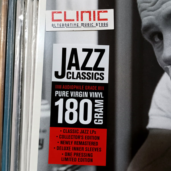 LP - CHET BAKER - CHET IS BACK!