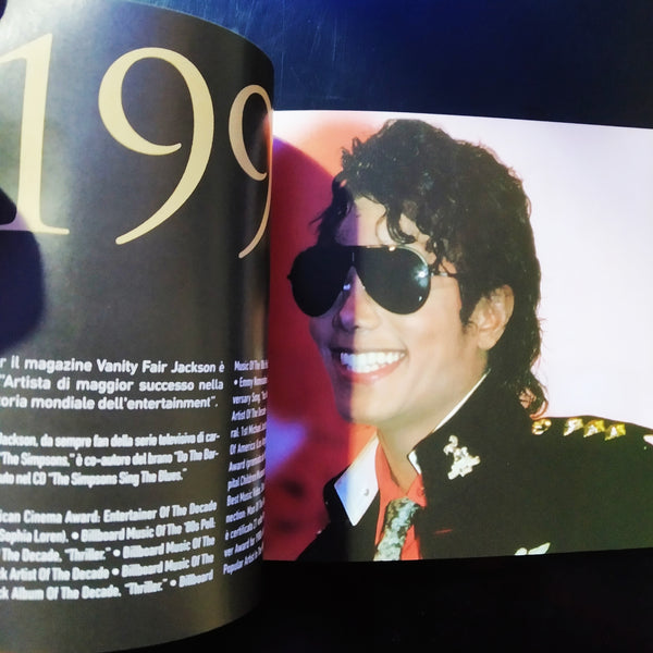 MINI BOOK - MICHAEL JACKSON - THE LEGEND (usato)