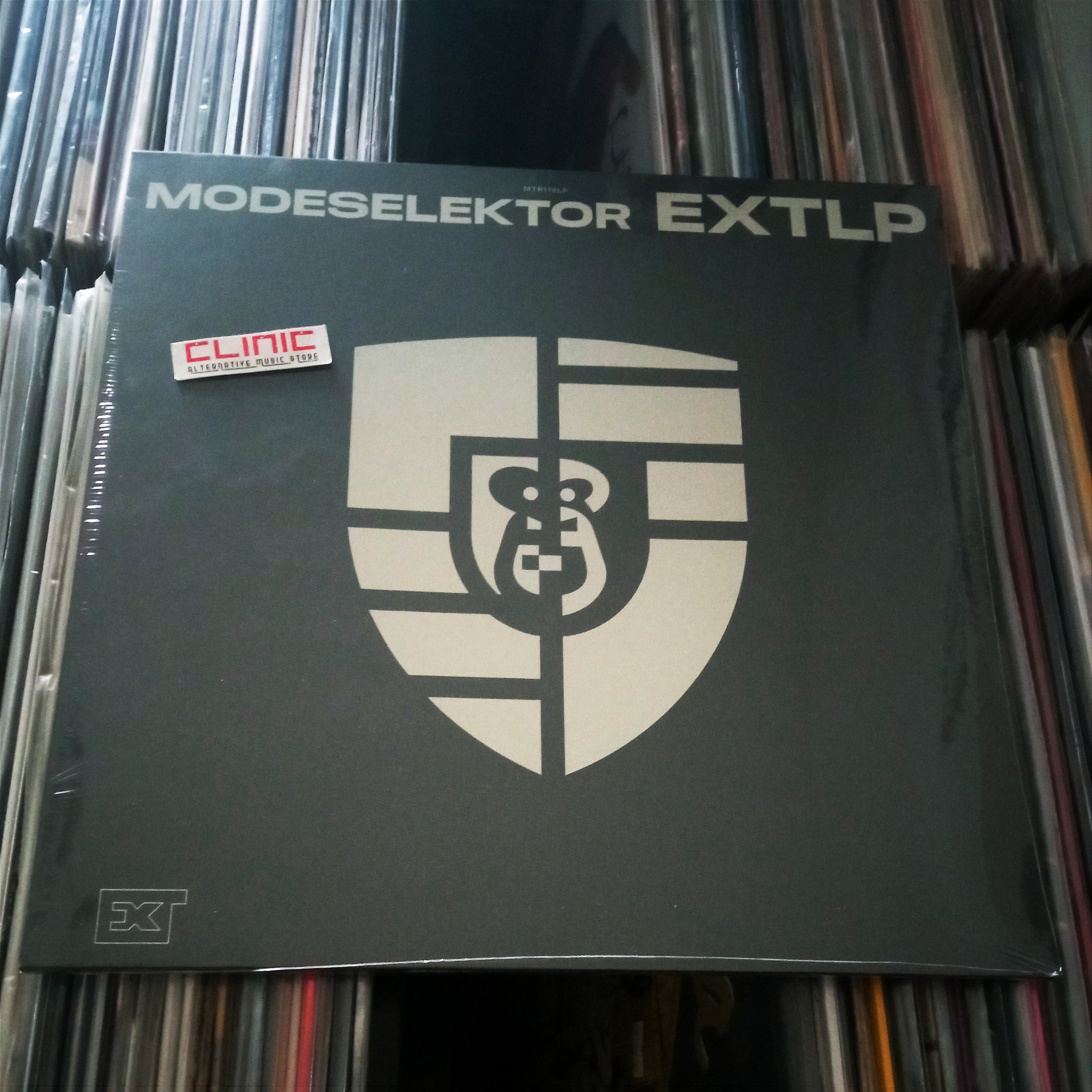 LP - MODESELEKTOR - EXTLP